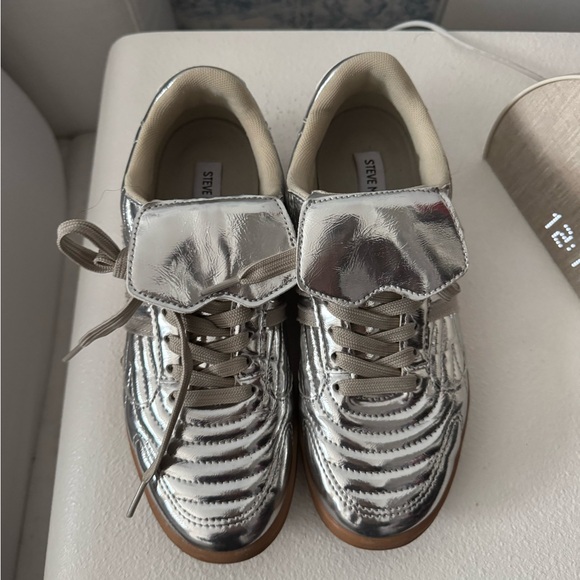 Silver Metallic Sneakers with Tan Soles - Picture 3 of 5